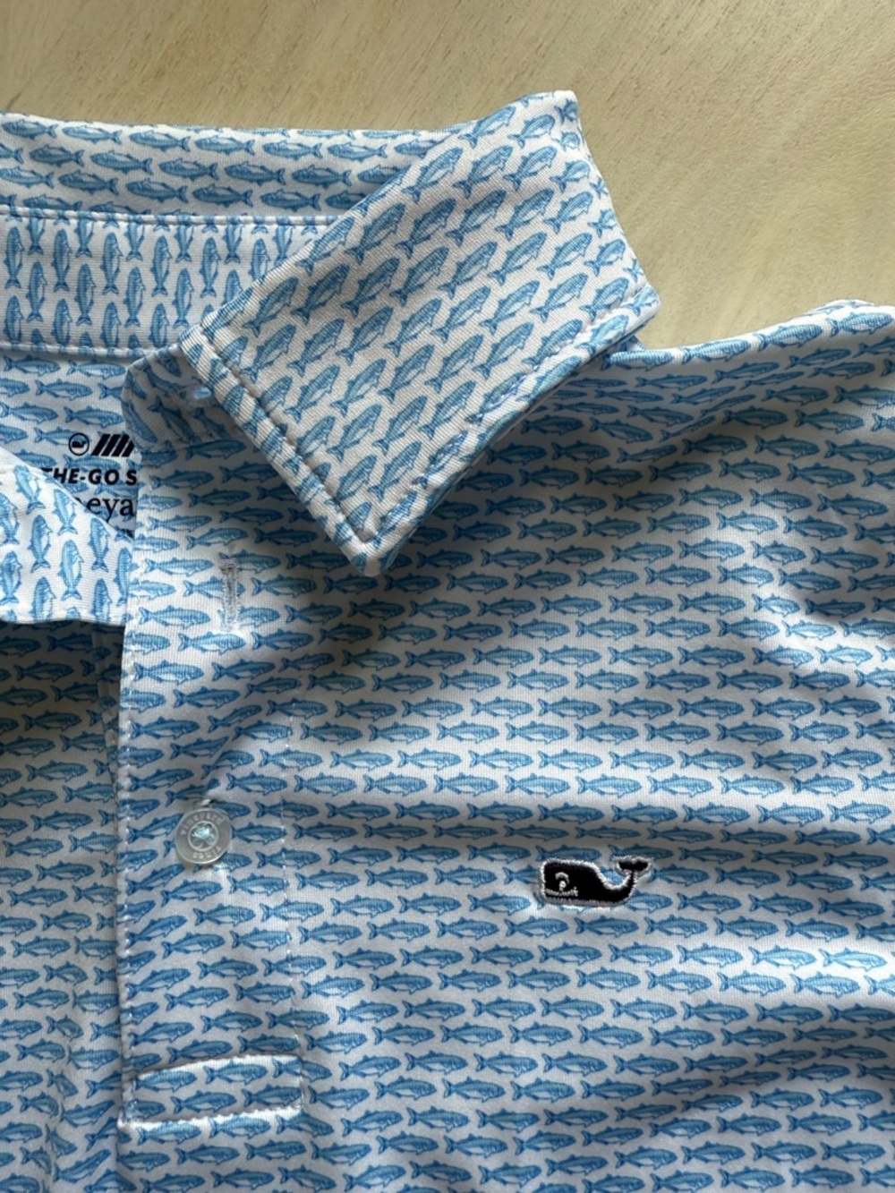 EUC VINEYARD VINES SANKATY PERFORMANCE POLO boys SZ 7 - fish print